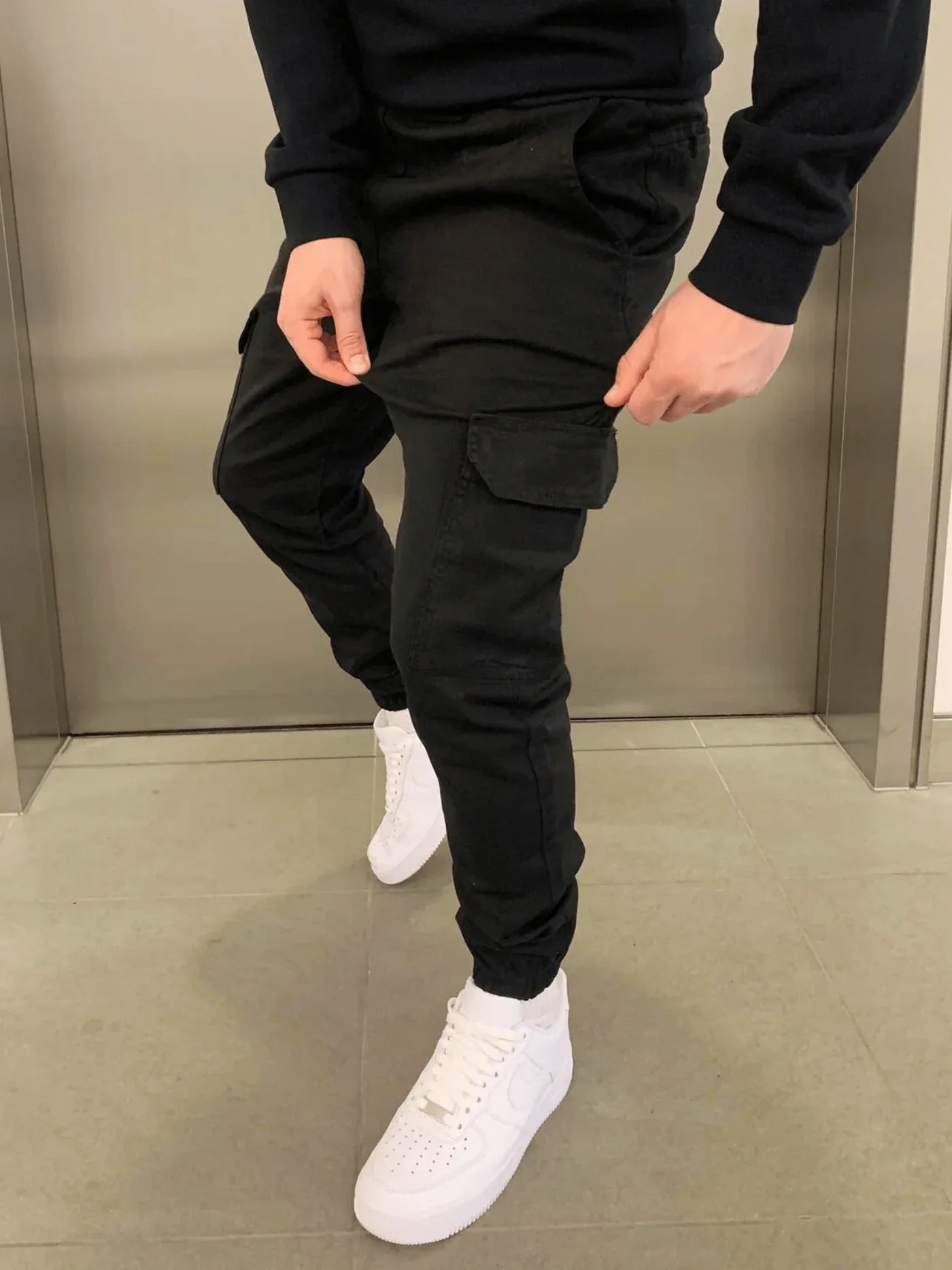 CASUAL COMFORT | Versatile Stretch Cargo Pants