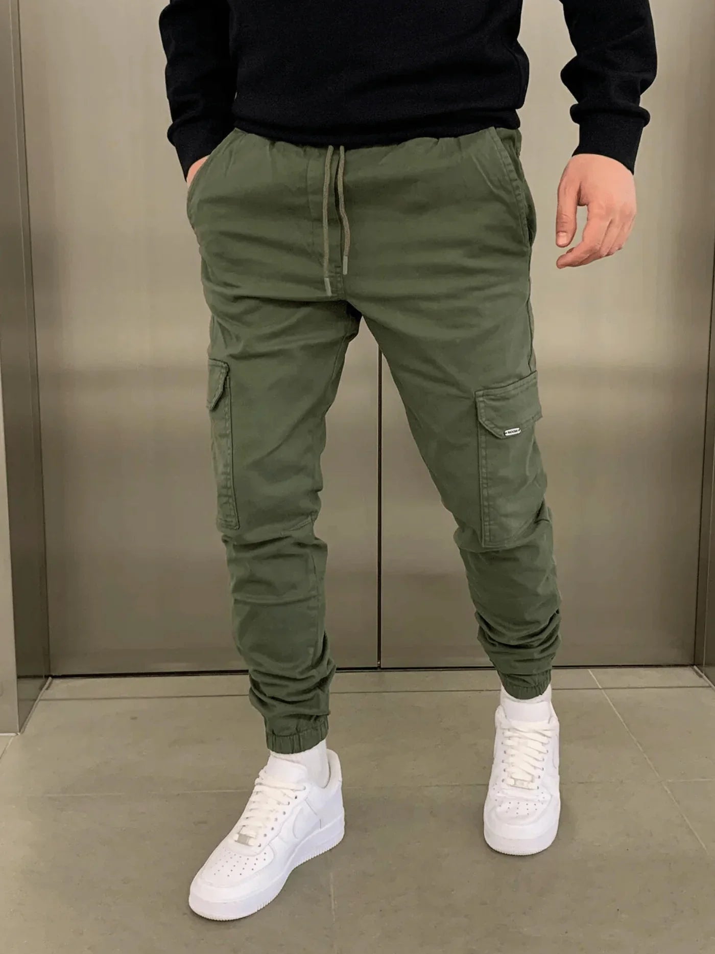 CASUAL COMFORT | Versatile Stretch Cargo Pants